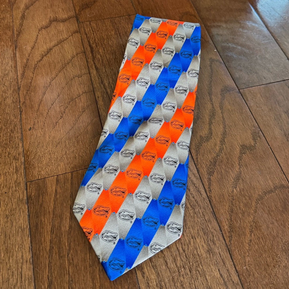 Go Gators! University of Florida 100%Silk  Blue and Orange Proud.